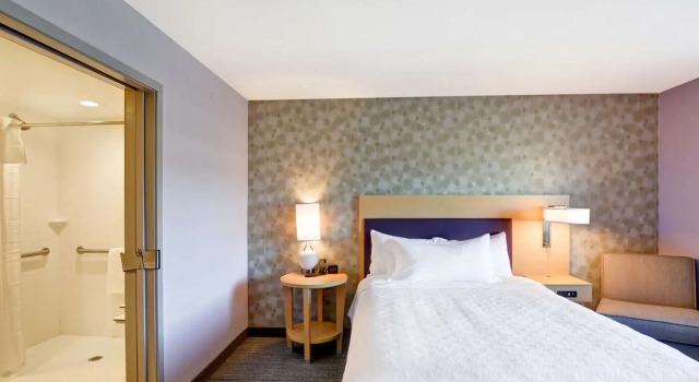 Номер Standard Home2 Suites By Hilton Winston-Salem Hanes Mall
