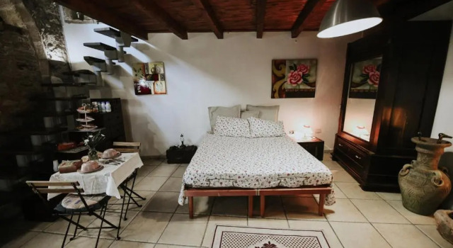 Коттедж c 1 комнатой antonella home