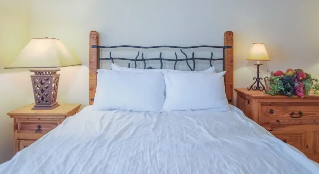The Fields - 110 is a Cozy Mountain Condo With Access to Everything - Community Hot Tub