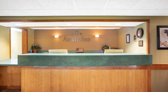 AmericInn Lodge & Suites Kearney, Book Hotel Hoteller i Kearney med pool, Swimmingpool
