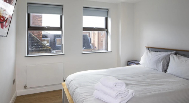 Newly Furnished 2 Bed Apartment in the Heart of Old Town Swindon, Забронировать Апартаменты/квартира Апартаменты Суиндон, рядом с Swindon Magistrates Court, Апартаменты/квартира
