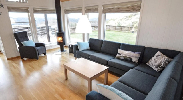 9 Person Holiday Home in Lyngdal