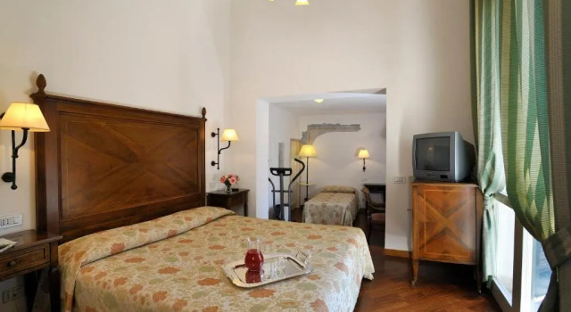 Standard- tredobbelt værelse Hotel Fortuna