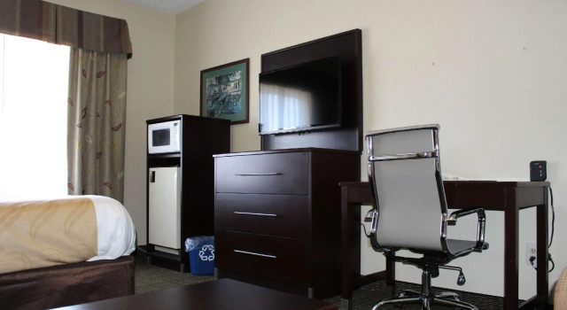 Двухместный номер Standard Quality Inn Florence East
