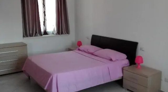 Appartamento Ormeni, Buchen Sie Ferienwohnung Cardano al Campo Lombardei