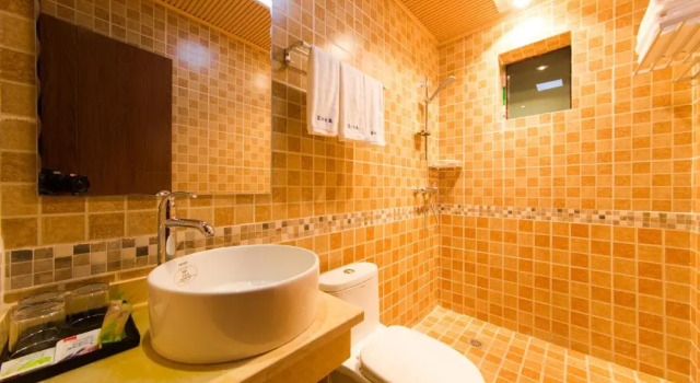 Семейный номер Standard Shangri_La Lamtin Youth Hostel