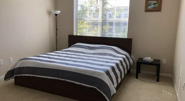 Resort Style Luxury 2BD Suite in Irvine's Spectrum Center, Book Resort Irvine Orange