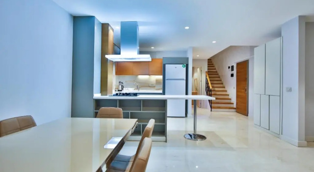Апартаменты с 3 комнатами MENE SUITES