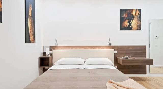 Due Torri Elegant Mini House, Забронировать Мини-отель Отели Болоньи с парковкой, рядом с Парк Ла-Монтаньола, Парковка