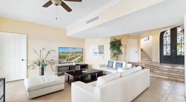 Exclusive Golf Villa Close 2 Beach Private Pool, Varaa Villa Noord Aruba