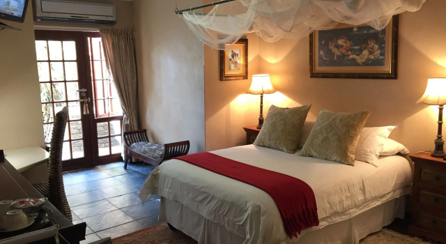 Coral Tree Inn, Book Pension Hoteller i Pretoria med parkering, Parkering