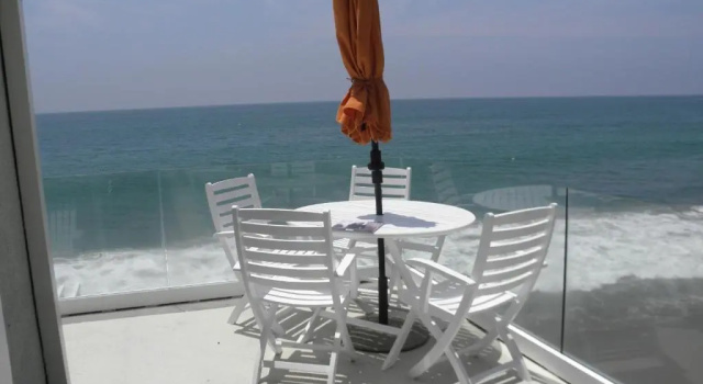 Апартаменты Malibu Beach Paradise Apartments
