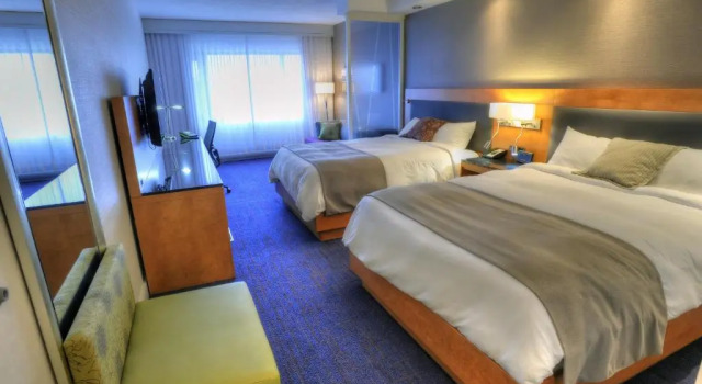 Четырёхместный люкс Hotel Forestel