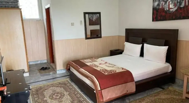 Lake View Hotel & Resort