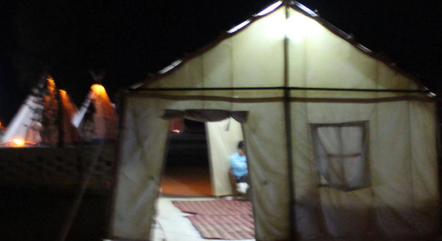 Umaid Safaris & Desert Lodge, Rezervovat Hotel Hotely v Udāsar s parkováním, Parkování