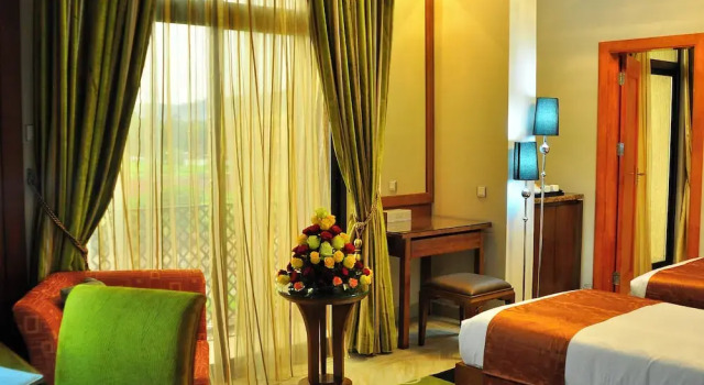 Номер Standard South Star International Hotel
