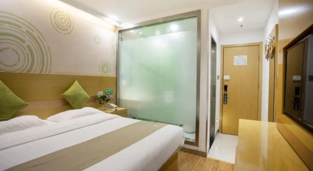 GreenTree Inn Road Subway Station Express Hotel, Varaa Hotelli Minhang 