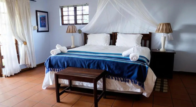 St Lucia Eco-Lodge, Book Hotel St Lucia Maputaland