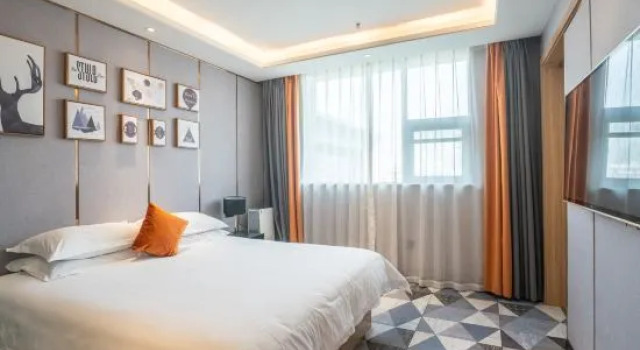 Люкс Aibo Hotel (Zhengzhou Jingsan Road,Provincial People's Hospital)