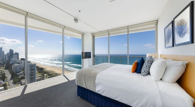 Люкс с 3 комнатами с видом на море ULTIQA Air On Broadbeach