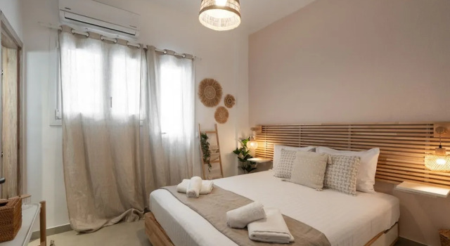 LIV - Seaside Getaway in Glyfada
