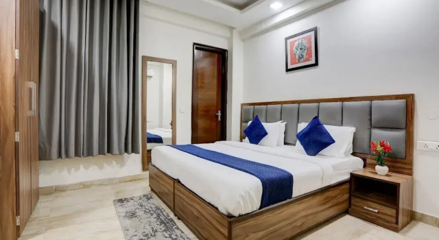 Hotel Grey Sky, Varaa Hotelli Gurgaon 