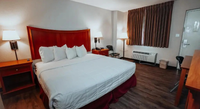 Номер Standard Lamplighter Inn & Suites - North