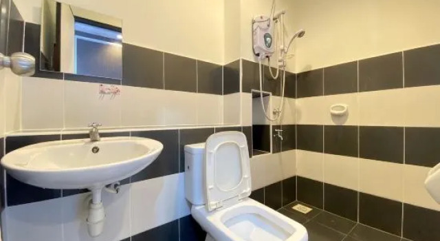 Hometel - Niice Garden 3BR with Pool Table, Réserver Hôtel Nusajaya 