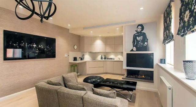 Ultra Modern 1-bedroom Apartment in Soho, Varaa Huoneisto Asunnot kohteessa Merseyside, Huoneisto