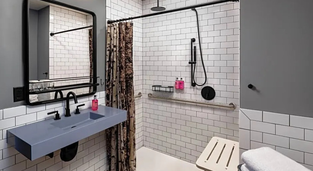 Номер Standard с видом на город Moxy Minneapolis Downtown