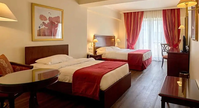 Номер Standard с видом на город Volos Palace
