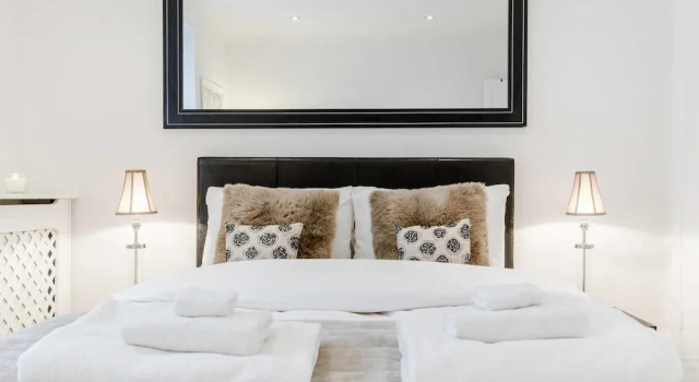 Lovely 1 Bedroom Home in Paddington W/patio