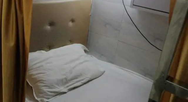 Andheri 69 Dormitory