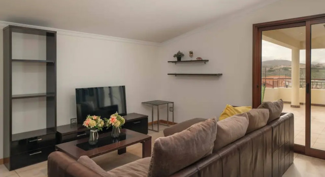 Апартаменты Comfort Villa Areal Porto Santo - By An Island Apart