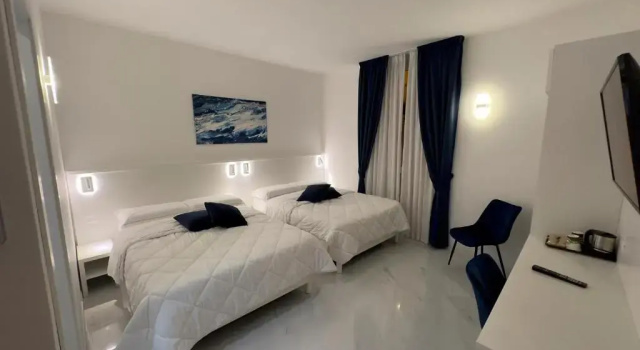Четырёхместный номер Deluxe Hotel Smart Cruise
