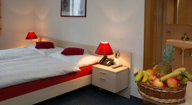 Пятиместный номер Standard Hôtel du Port