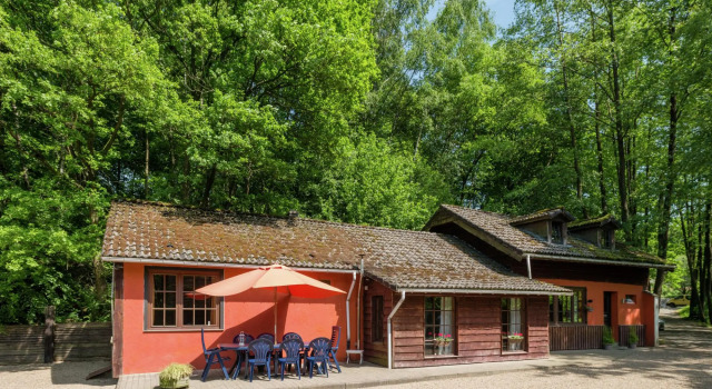 Holiday Home Ma Cabane Waimes, Rezervasyon Tatil Evi Oost Kantons havuzlu oteller, Yüzme Havuzu