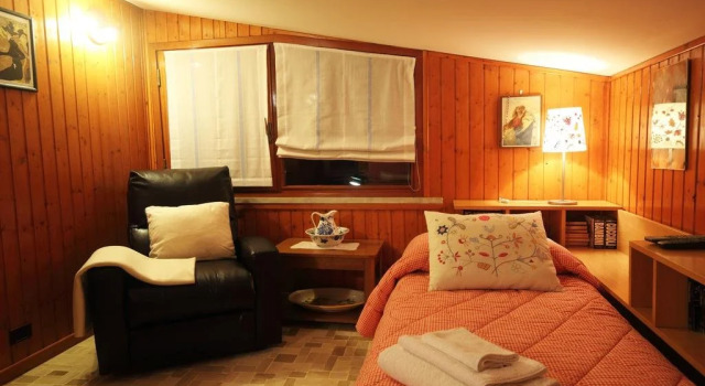 B&B dei Laghi, Book Bed and Breakfast Magreglio Como
