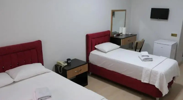 Grad Clover Otel, Rezervovat Hotel Hotely v Adana s bazénem, Bazén