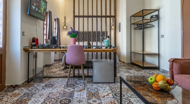 Casa Poli Suites, Забронировать Гостевой дом Гостевые дома острова Родоса, рядом с Археологический музей Родоса, Гостевой дом