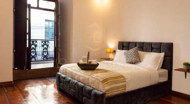 Люкс с балконом Suites Experience by Hotel David