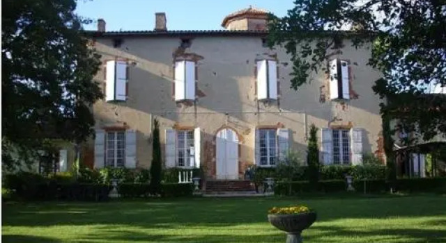 Chateau de Thegra, Rezerwuj Hotel Balma 