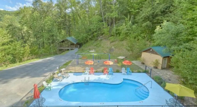 Вилла Mountain view 5 bdrm Gatlinburg Cabin near downtown Arts