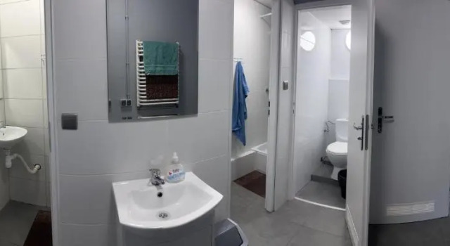 Кровать в общем номере (мужской номер) Hostel POPLAWOK