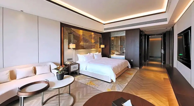 Номер Business New World Taishan Hotel