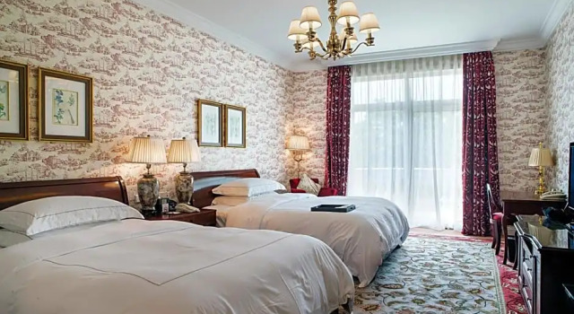 Семейный клубный номер Standard Hong Qiao State Guest House