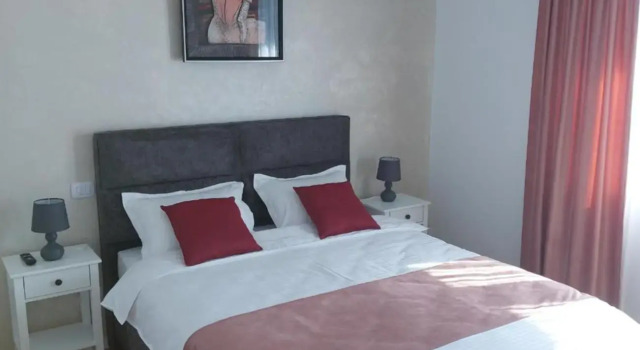 Water Lily Apartment Studio 2 cu parcare gratuita, Varaa Huoneisto Oradea 