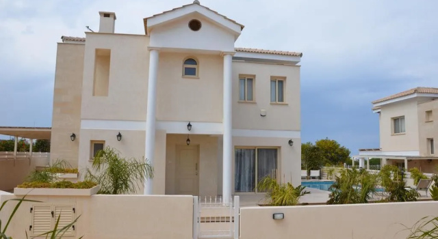 Anthorina Villa 5, Book Villa Hotels in Protaras with Parking, near Neolithic Settlement, Parking