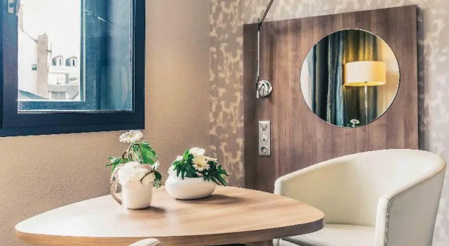 Полулюкс Mercure Angers Centre de Congrès