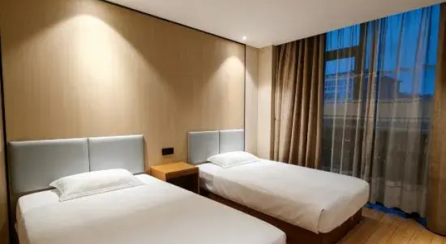 Jinhao Hotel (Shanghai Hongqiao Airport Hangzhong Road Subway Station), Varaa Hotelli Hongqiao Shanghai